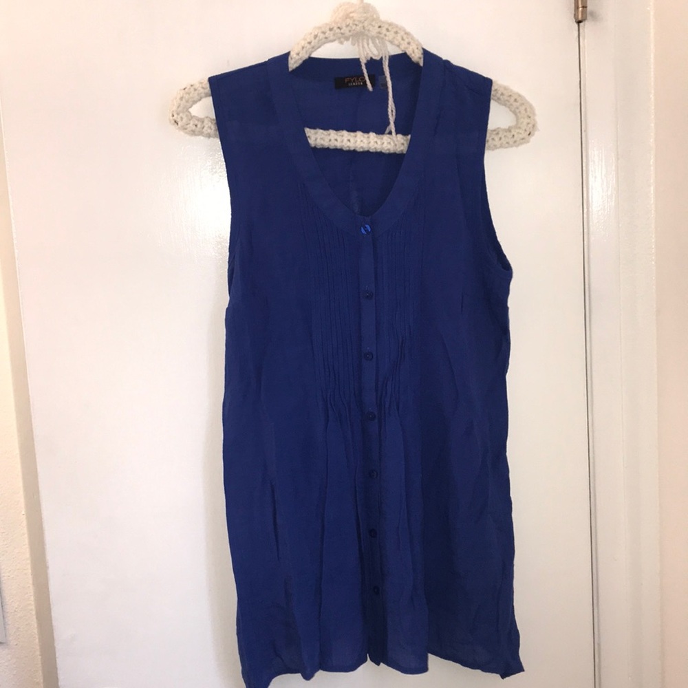 Sleeve Less Button up Top